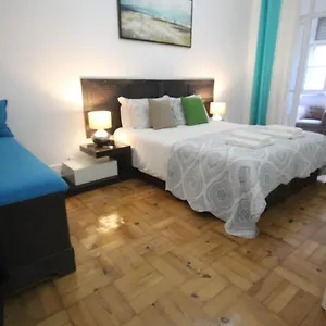  Pensión Ocean M1 R4 - Large Double With Shared Bathroom In Center